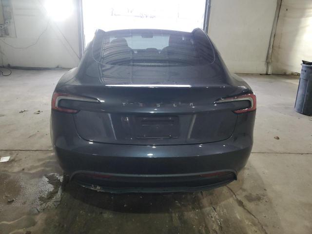 Tesla Model 3 Image 5