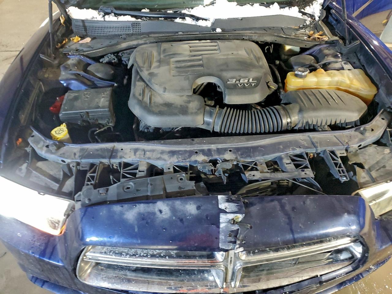 Dodge Charger Se Image 10