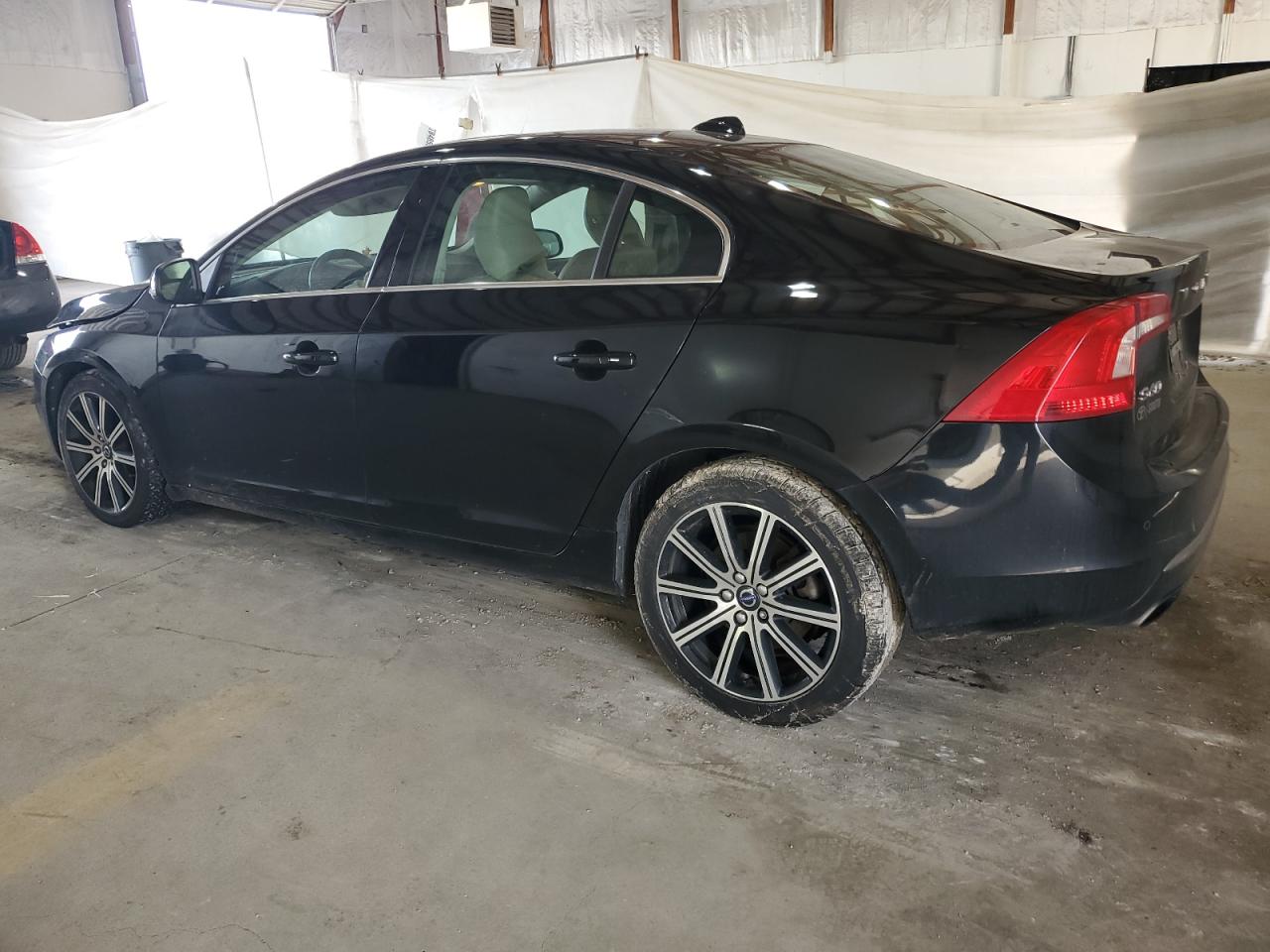 Volvo S60 Platinum Image 3