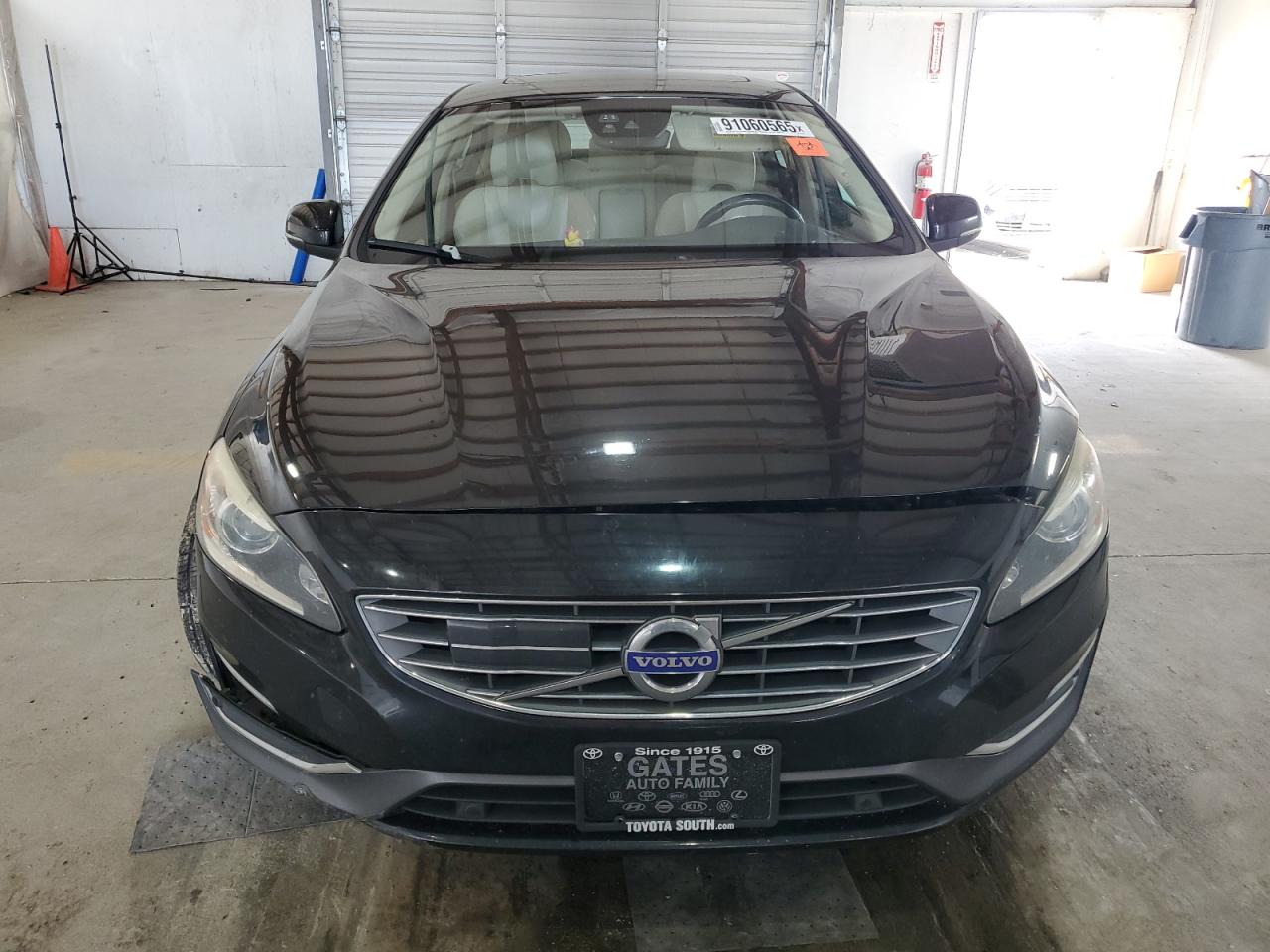 Volvo S60 Platinum Image 11