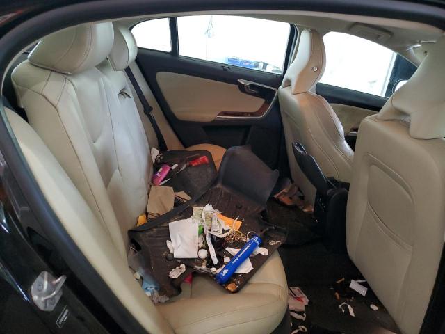 Volvo S60 Platinum Image 2