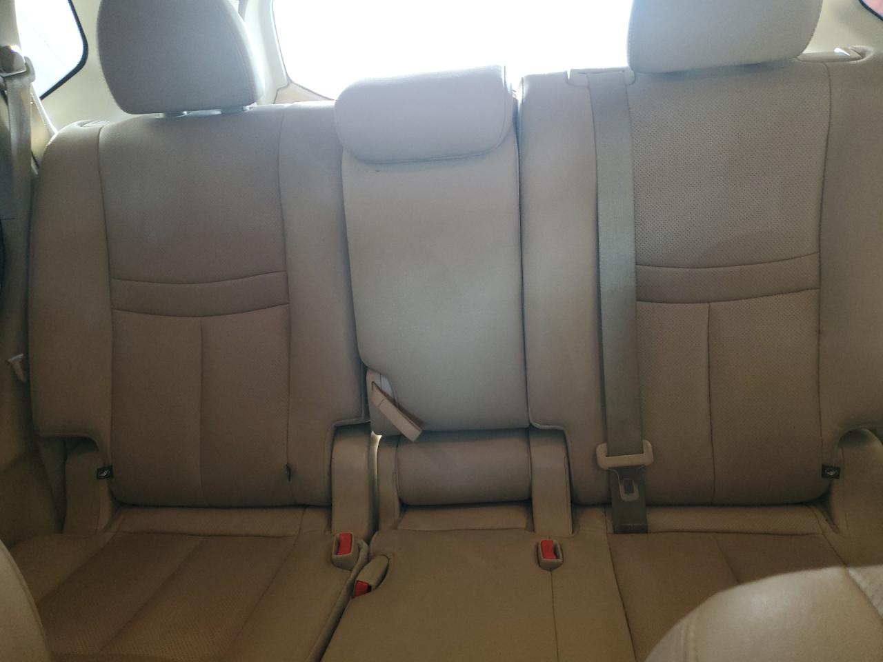 Nissan Rogue S Image 11