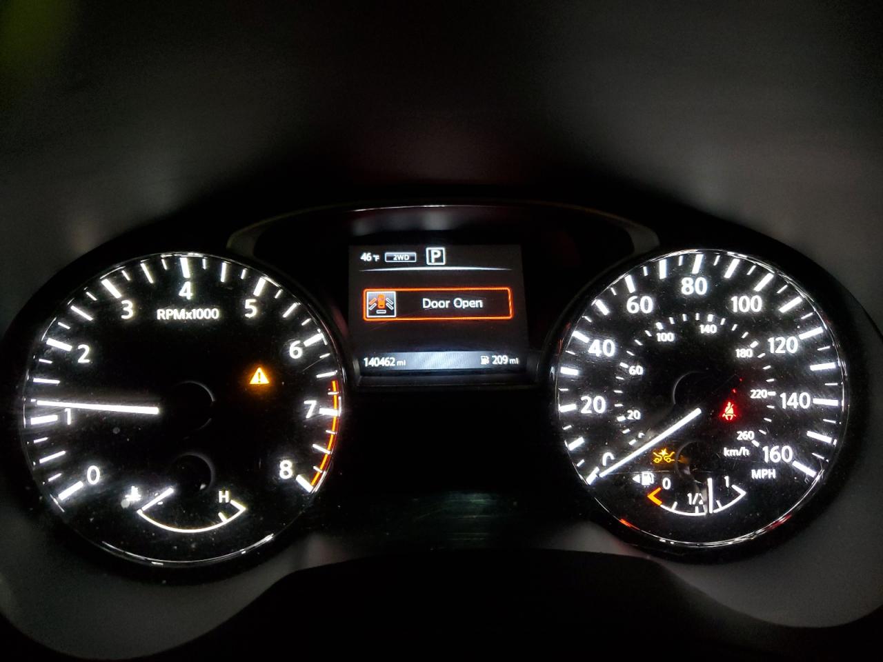 Nissan Pathfinder S Image 6