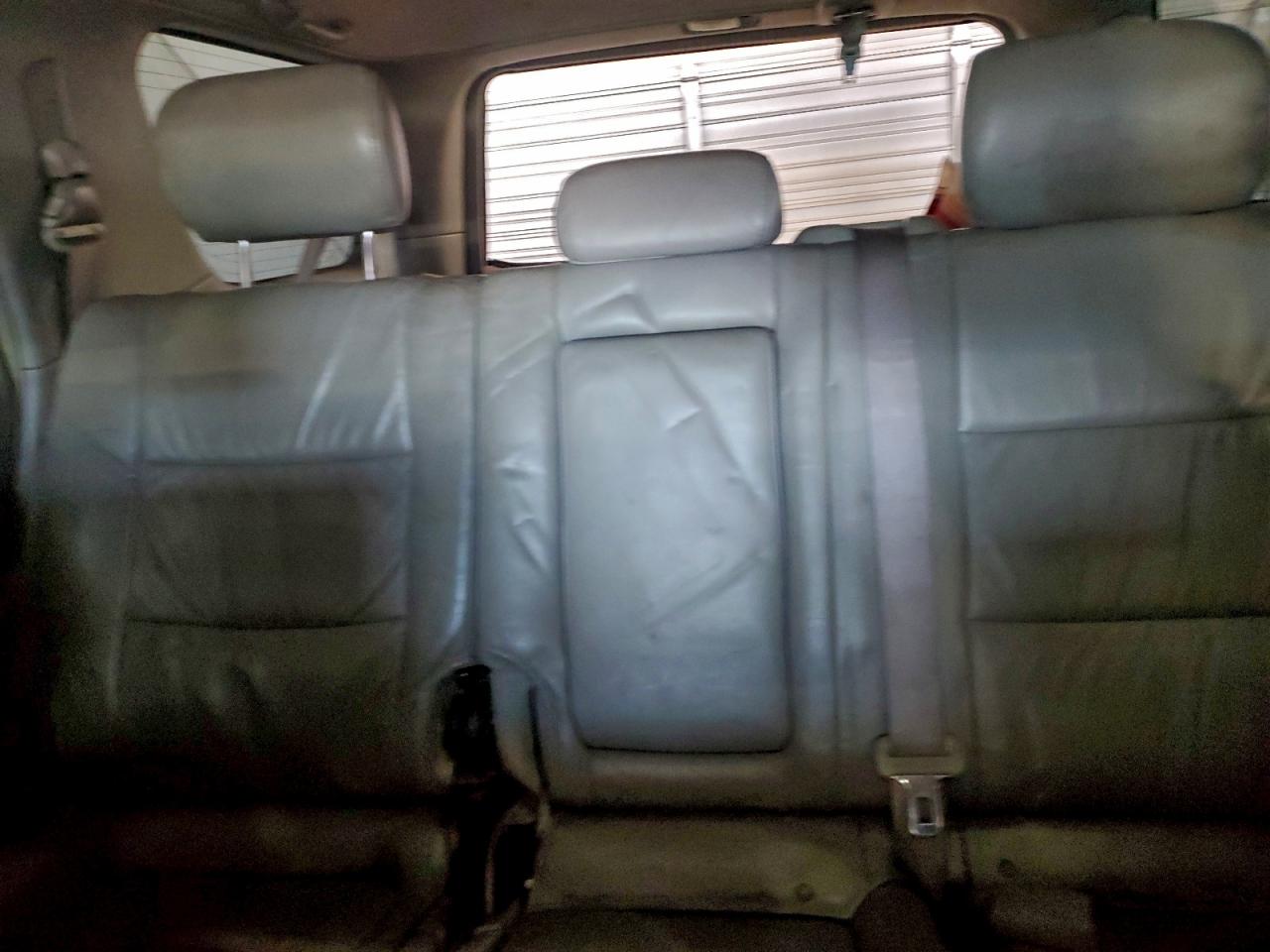 Toyota Sequoia Sr5 Image 13