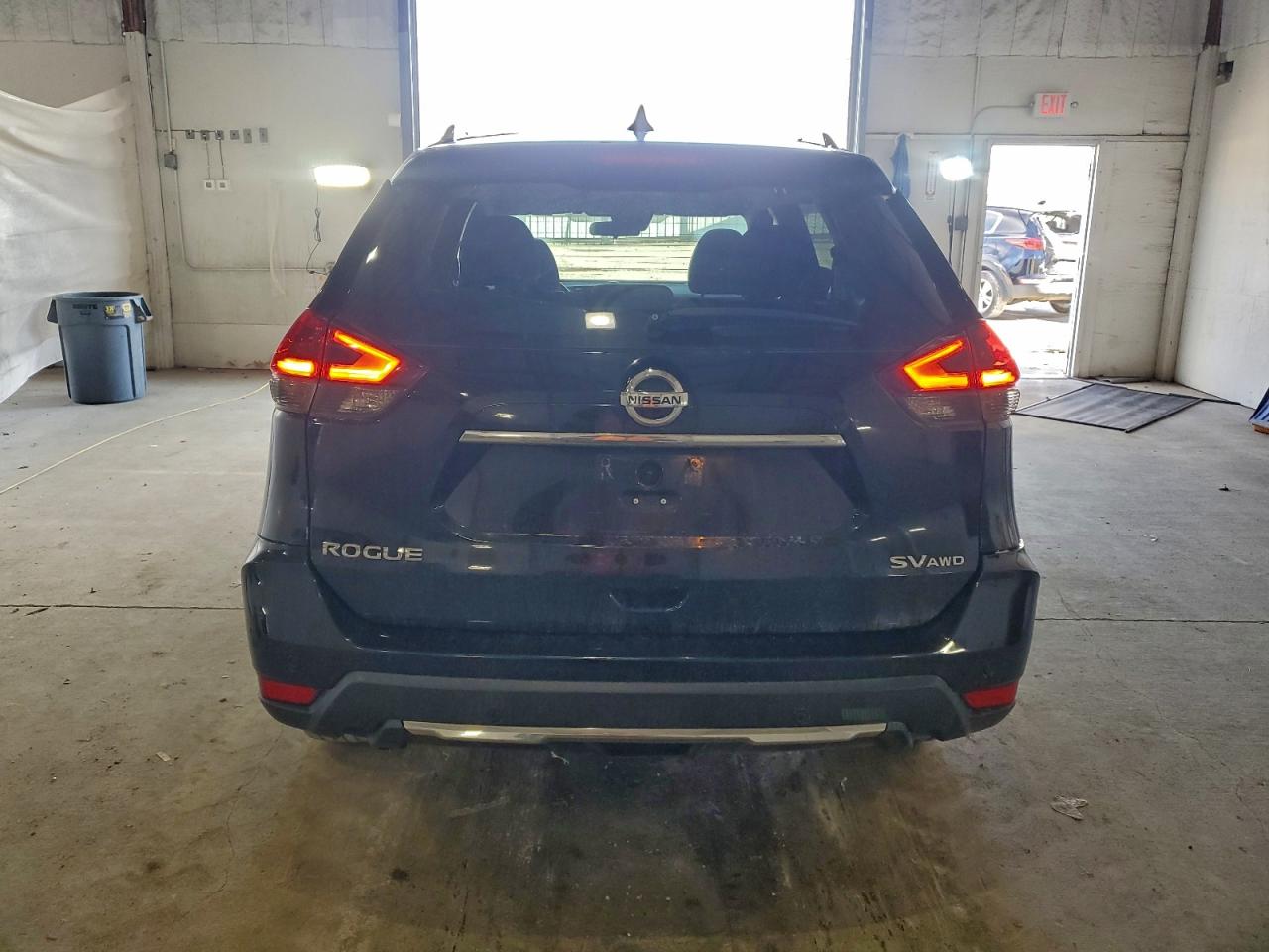 Nissan Rogue S Image 8