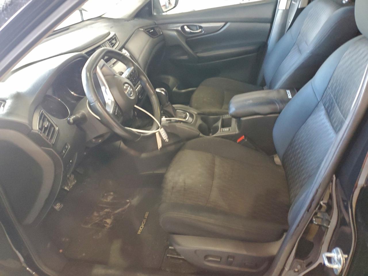 Nissan Rogue S Image 9