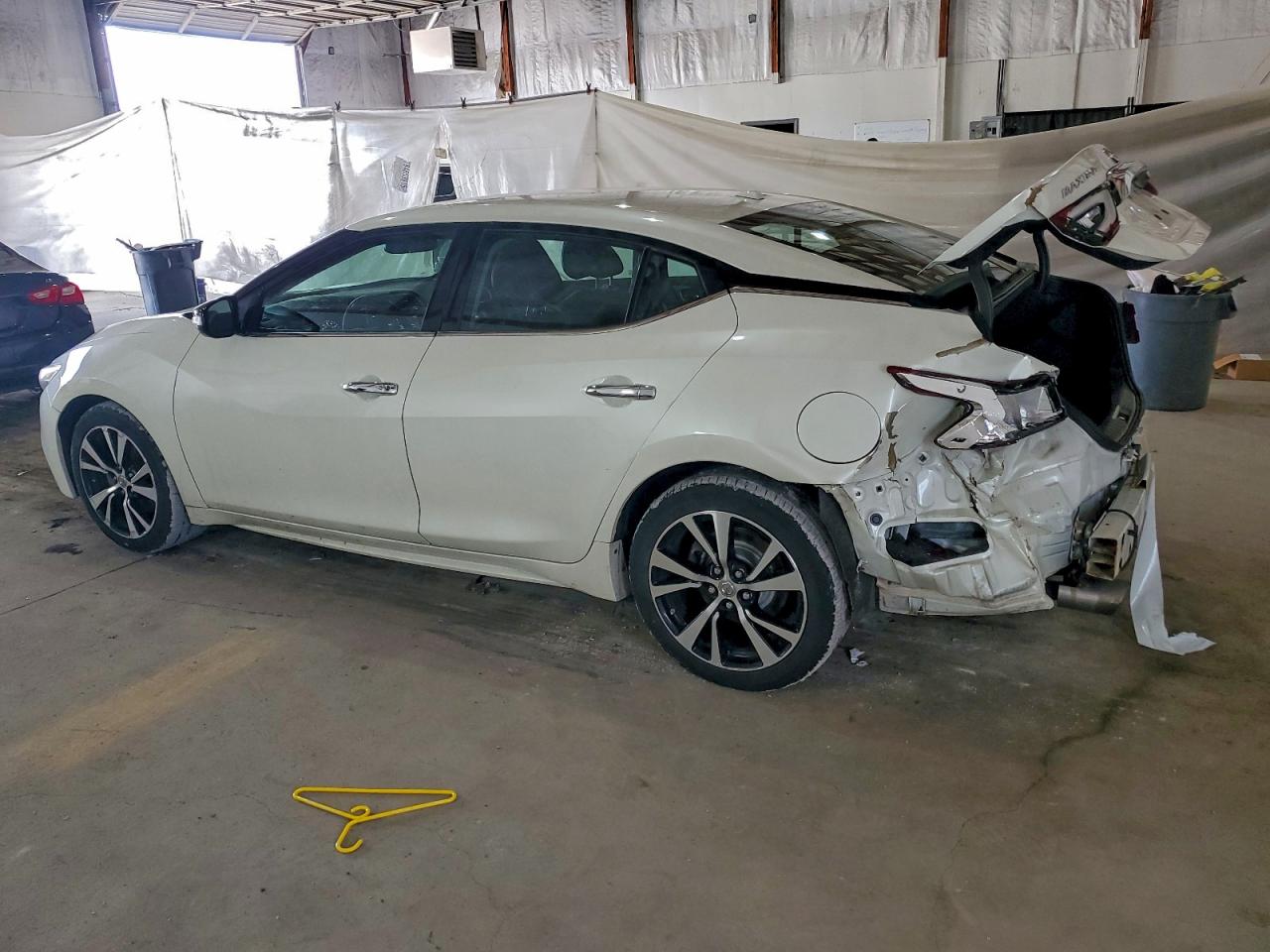 Nissan Maxima 3.5s Image 4