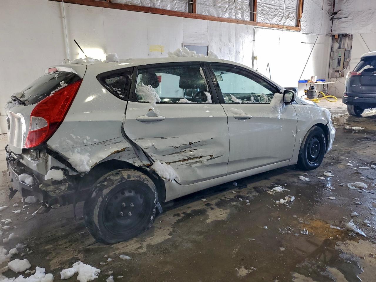 Hyundai ACCENT Se Image 3