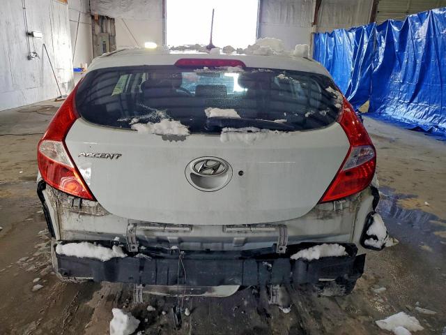 Hyundai ACCENT Se Image 4