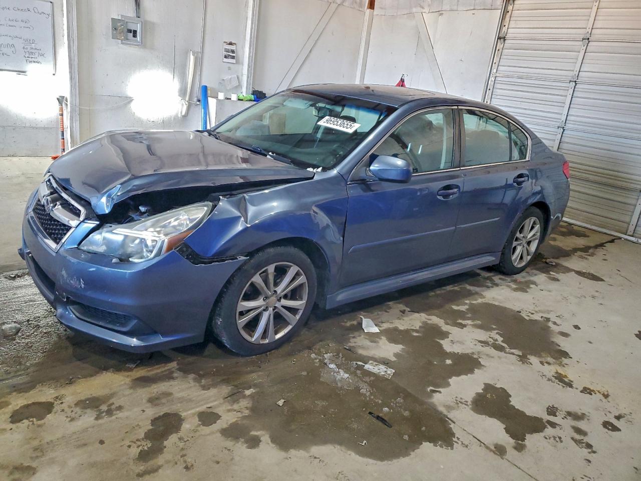 Subaru Legacy 2.5i Premium Image 1