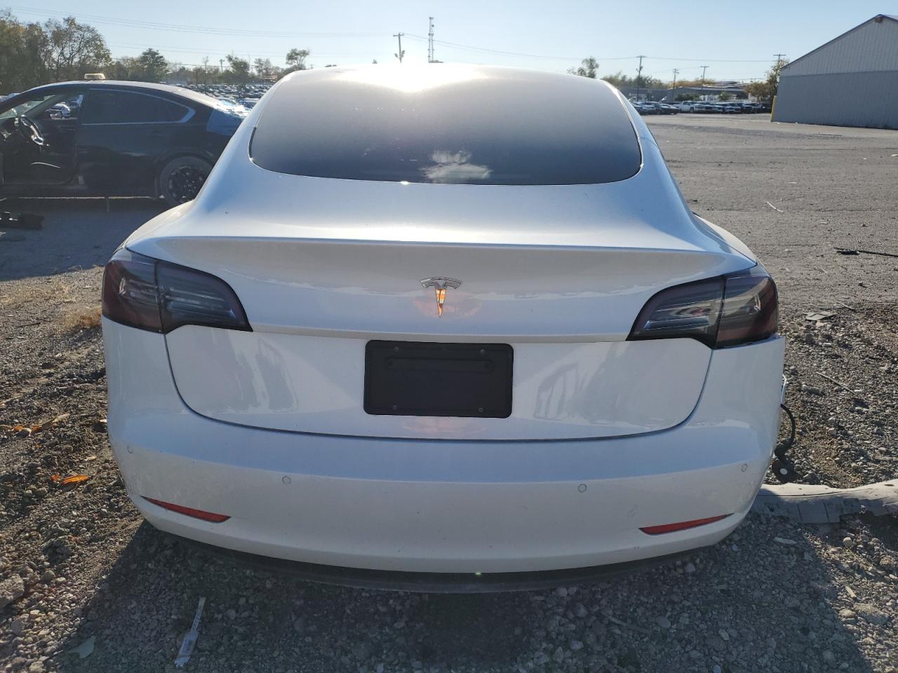 Tesla Model 3 Image 4