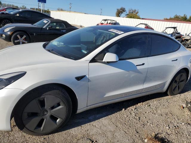 Tesla Model 3 Image 7