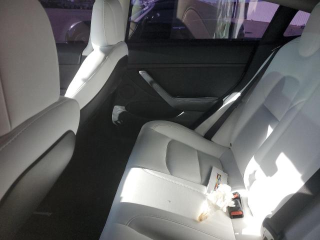 Tesla Model 3 Image 9