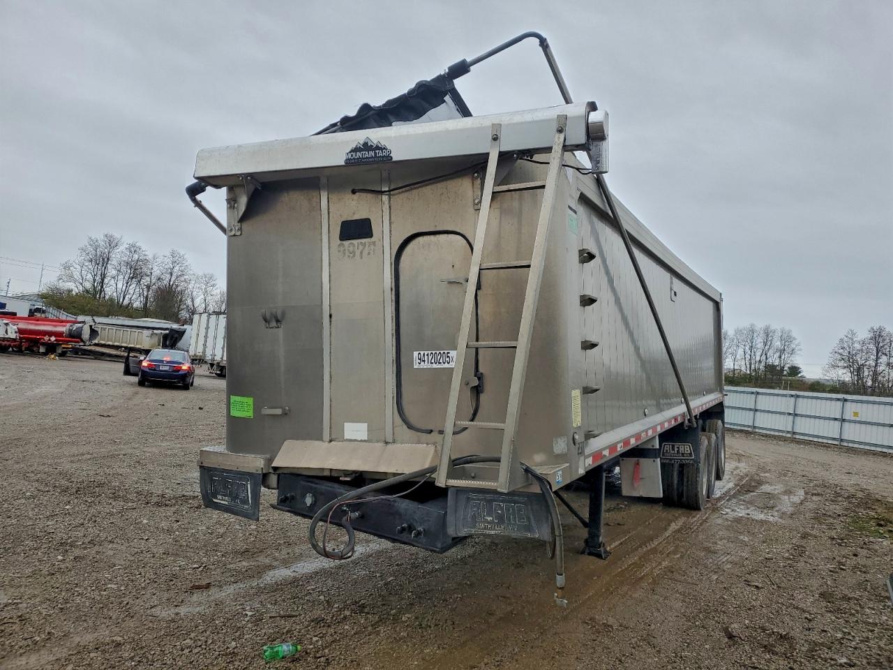 Trail King Dump Trail Image 3