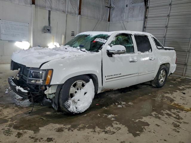  Salvage Chevrolet Avalanche