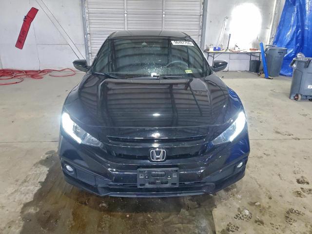 Honda Civic Sport Image 11