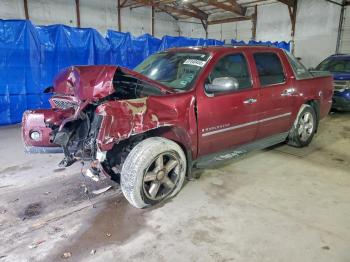  Salvage Chevrolet Avalanche