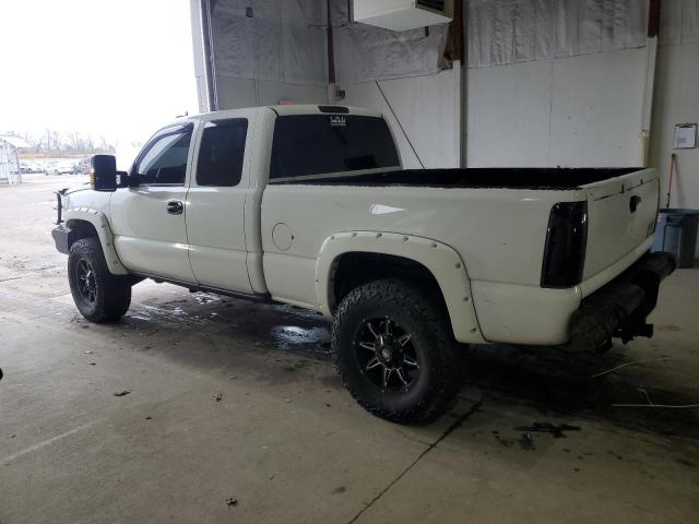 Chevrolet Silverado K2500 Heavy Duty Image 4