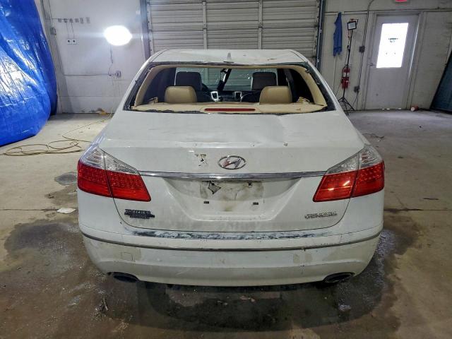 Hyundai Genesis 3.8l Image 12