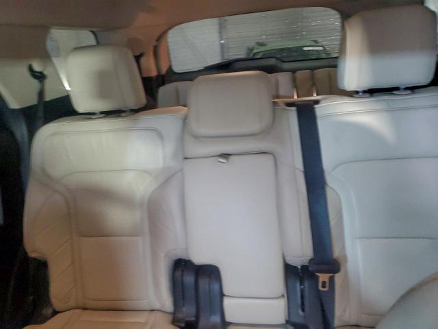 Ford Explorer Limited Image 5