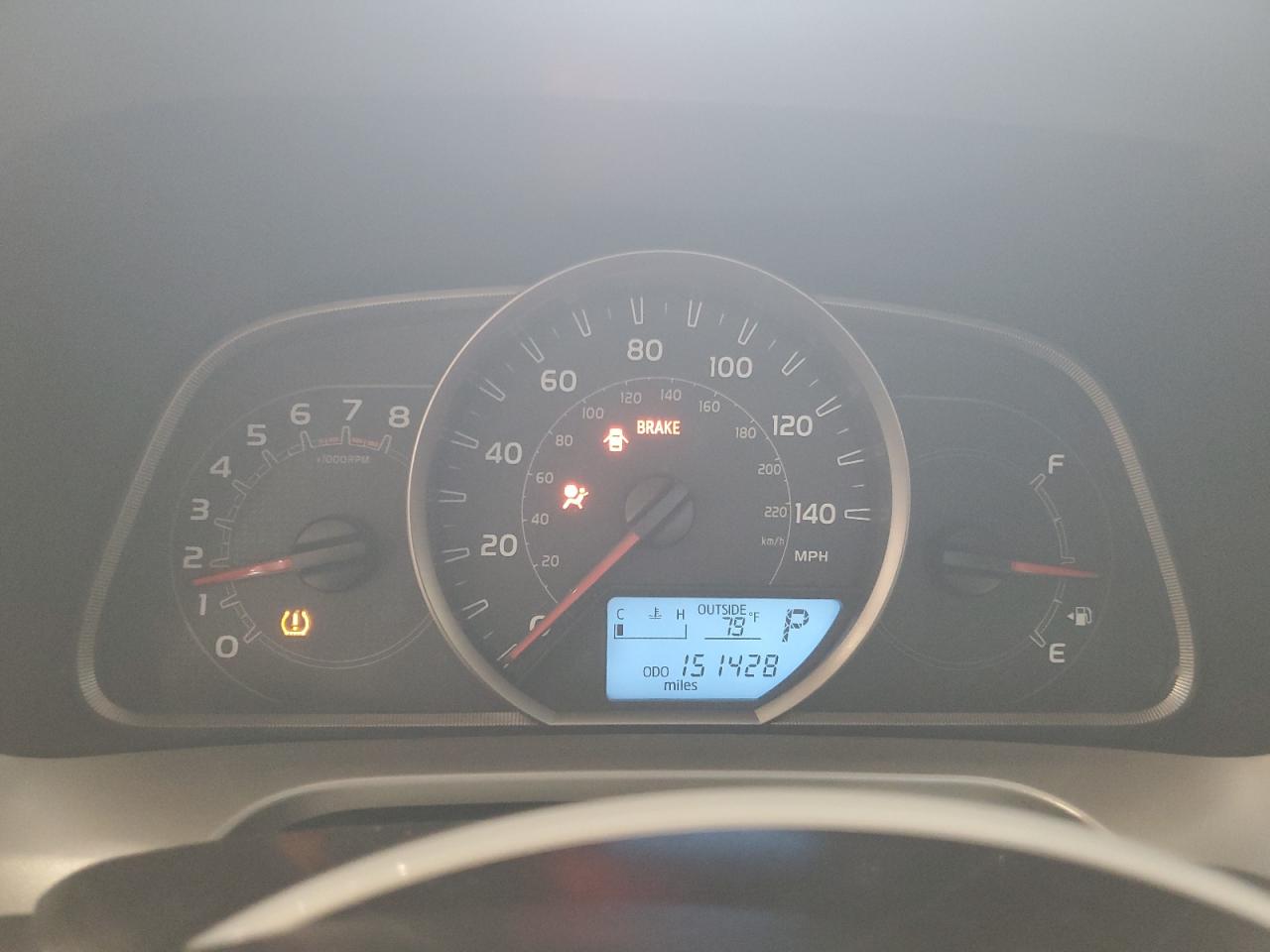 Toyota RAV4 Le Image 7