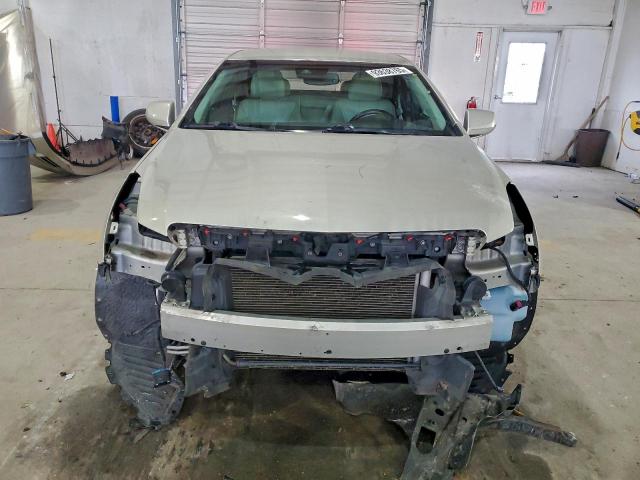 Cadillac XTS Luxury Collection Image 10