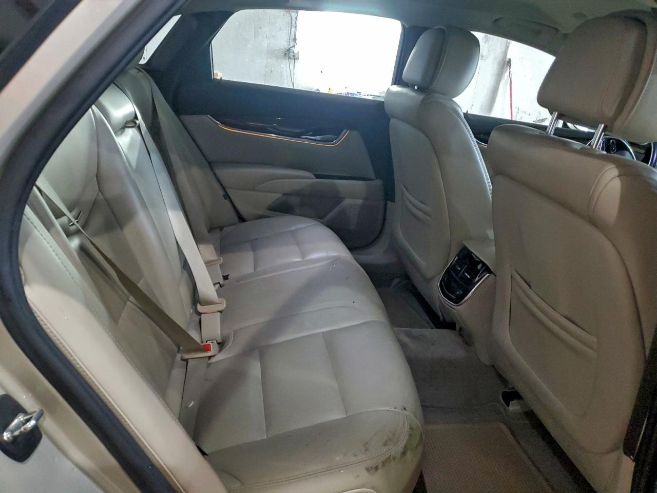 Cadillac XTS Luxury Collection Image 13