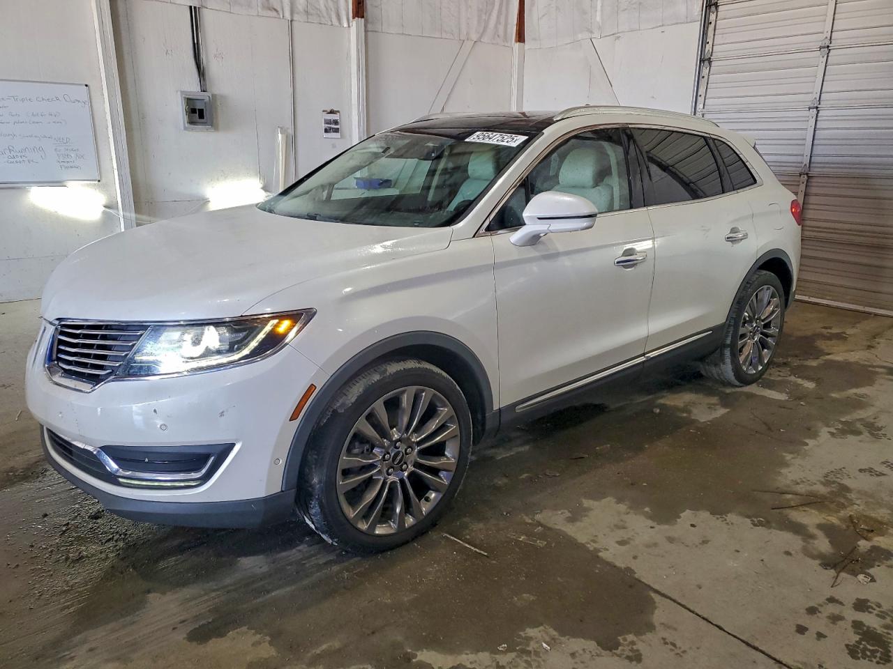 Lincoln MKX Reserve Image 1