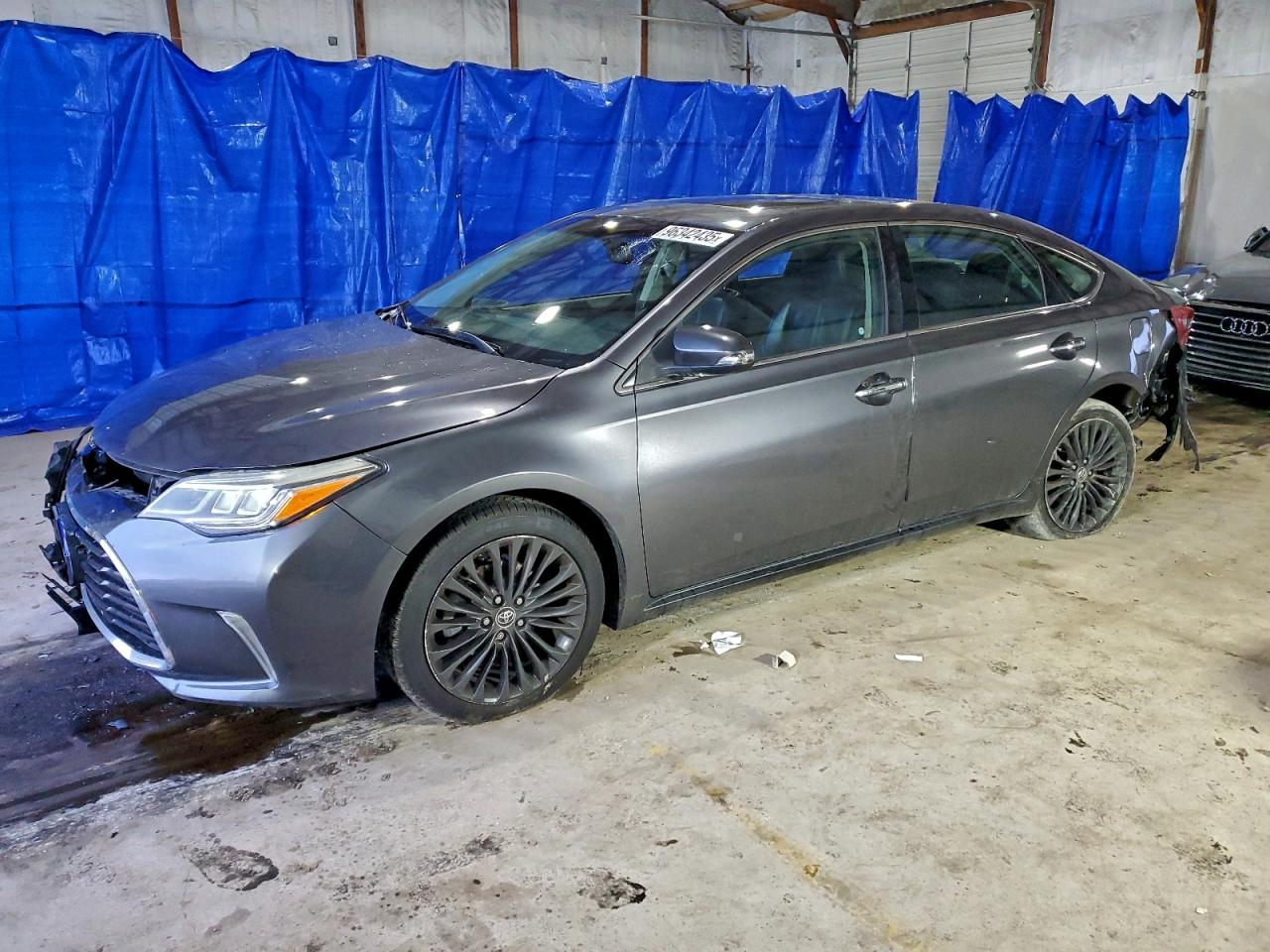 Toyota Avalon Xle Image 1
