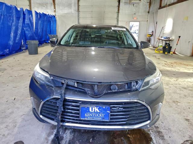 Toyota Avalon Xle Image 6