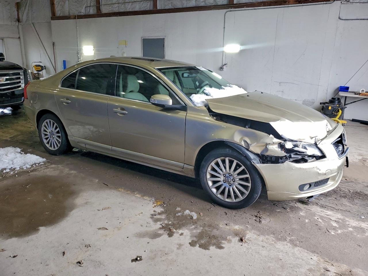 Volvo S80 3.2 Image 3