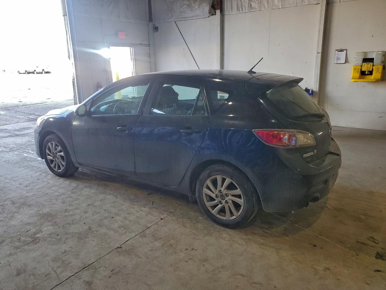 Mazda 3 I Image 2