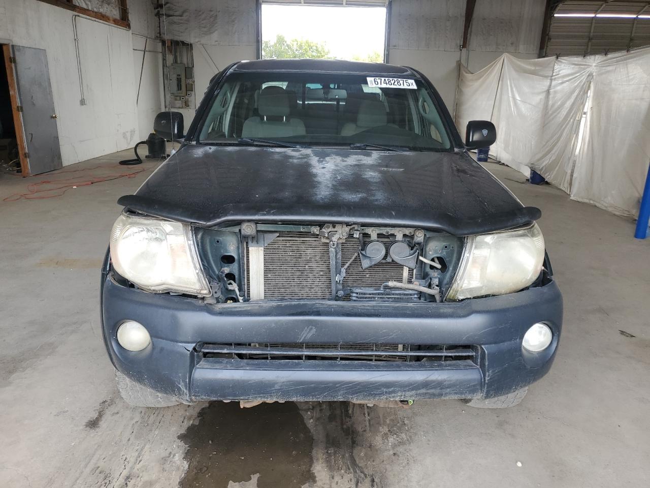 Toyota Tacoma Double Cab Image 4