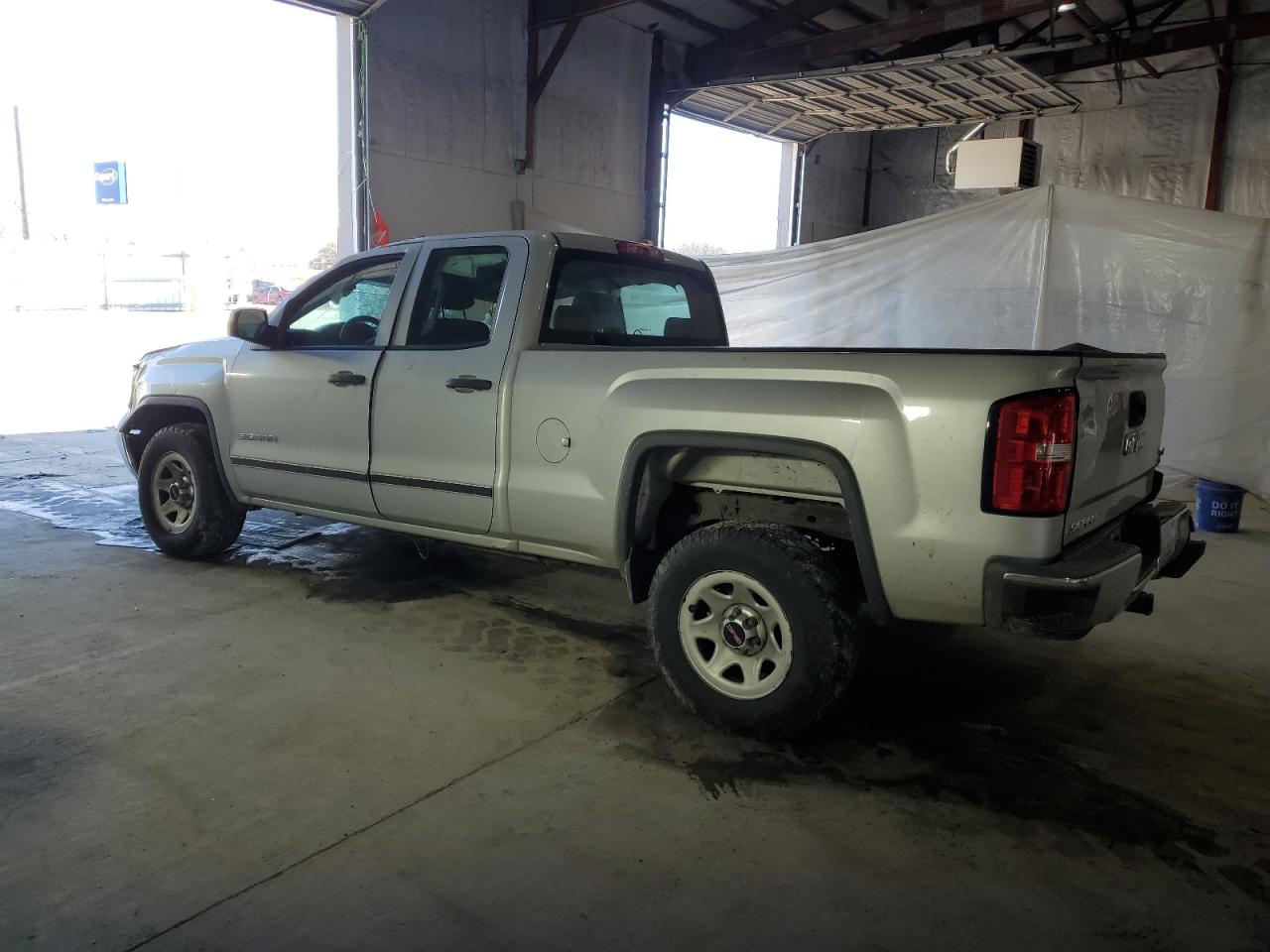 GMC Sierra C1500 Image 6