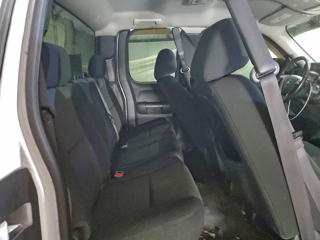 Chevrolet Silverado K1500 Lt Image 7