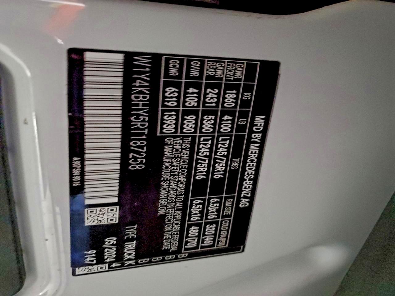 Mercedes-Benz Sprinter 2500 Image 8