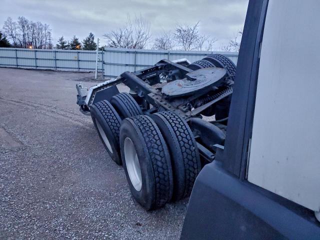 Kenworth T680 T680 Image 8