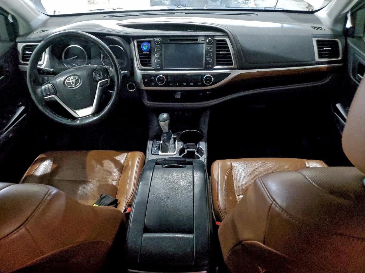 Toyota Highlander Limited Image 8