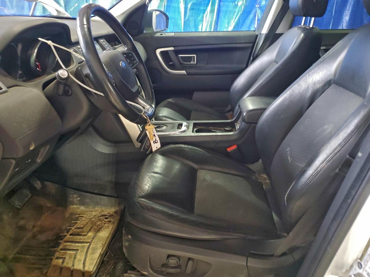 Land Rover Discovery Se Image 8