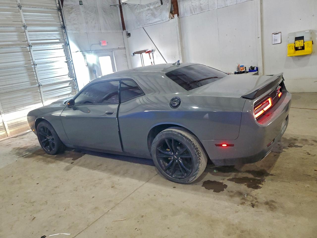 Dodge Challenger Sxt Image 4