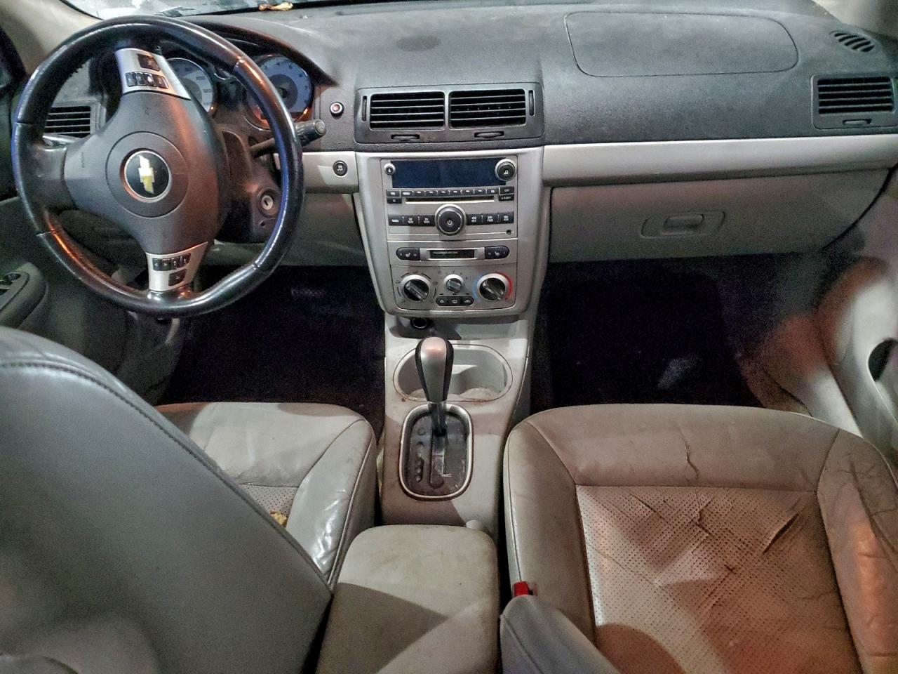 Chevrolet Cobalt Sport Image 8