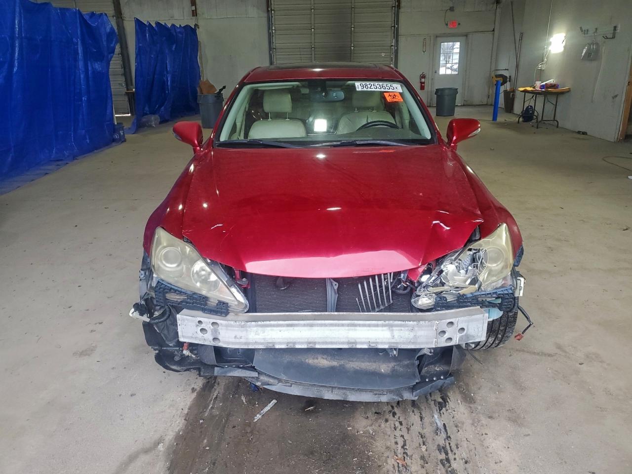 Lexus Is 250 Image 2