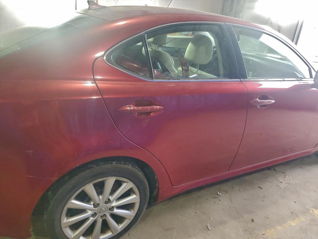 Lexus Is 250 Image 9