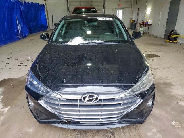 Hyundai ELANTRA Sel Image 2