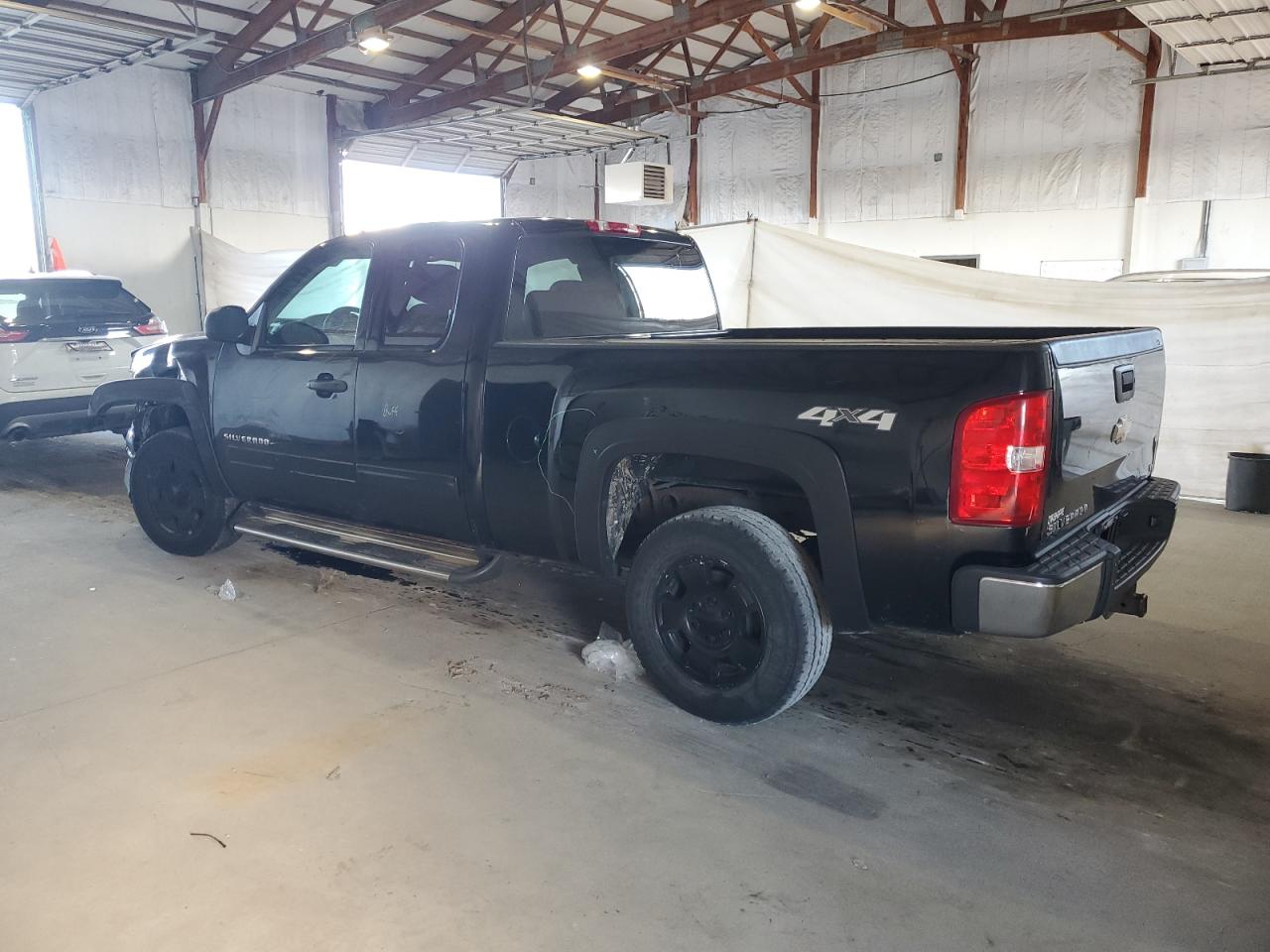 Chevrolet Silverado K1500 Lt Image 2