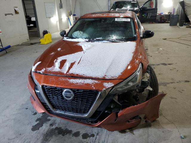 Nissan Altima Sr Image 12