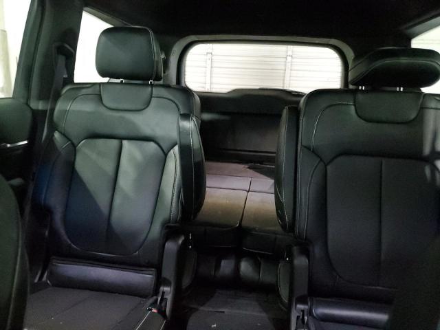 Jeep Grand Cherokee L Overland Image 8