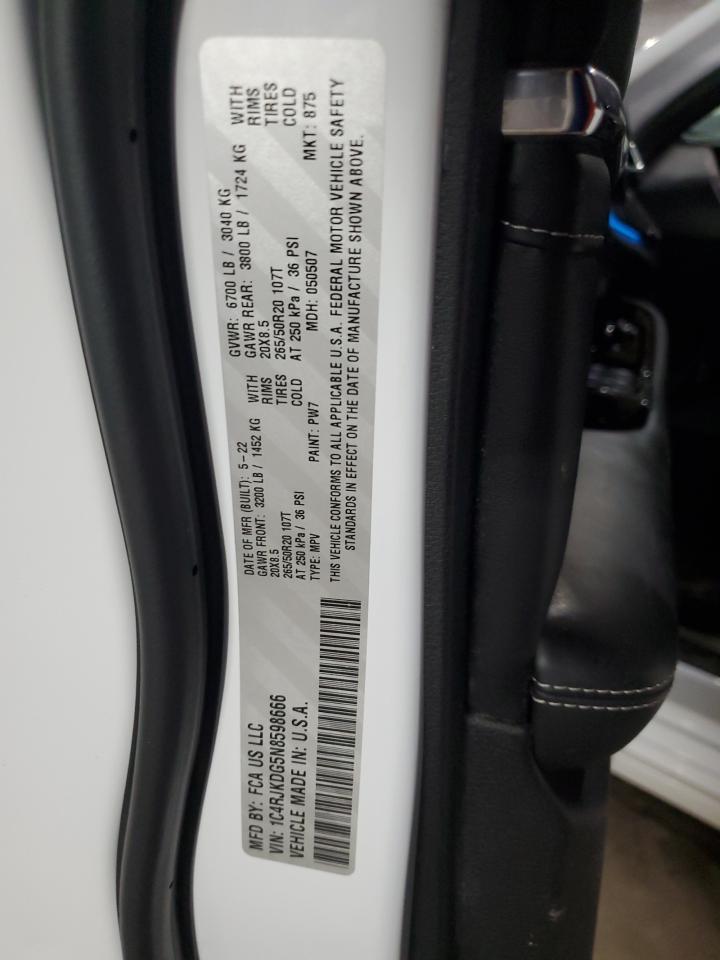 Jeep Grand Cherokee L Overland Image 3