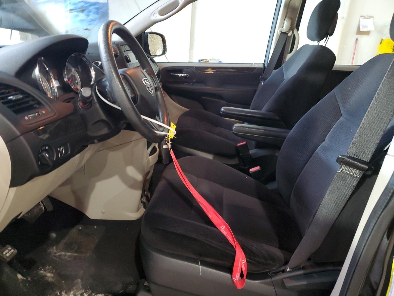 Dodge Caravan Se Image 6