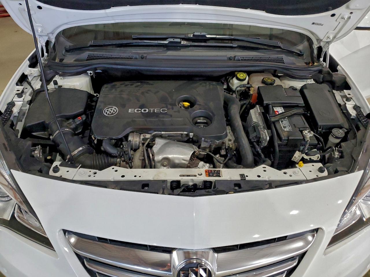 Buick Cascada Premium Image 12